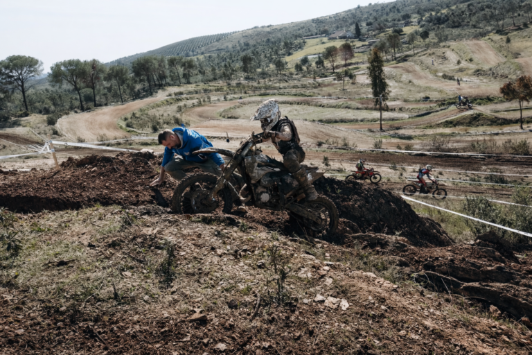XC Zalamea la Real 2026: Sergio Navarro se lleva la primera victoria del año