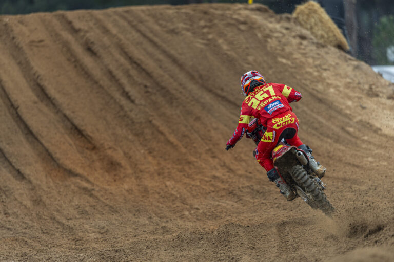 El equipo nacional de MX de la RFME planta cara al “infierno” de Riola Sardo