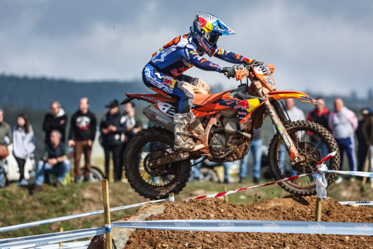 Josep García domina Valverde en el arranque del Campeonato de España de Enduro