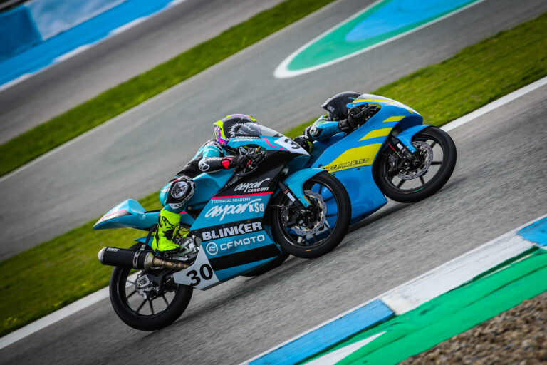 Emocionante arranque del ESBK en Jerez