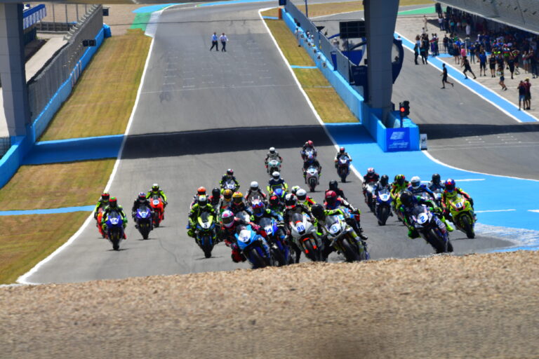 ¡Vuelven un año más la Yamaha R1 & R6 Cup 2026!