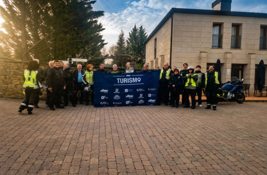 El Mototurismo conquista el noroeste: éxito del RFME Touring Challenge entre Zamora y Santiago de Compostela
