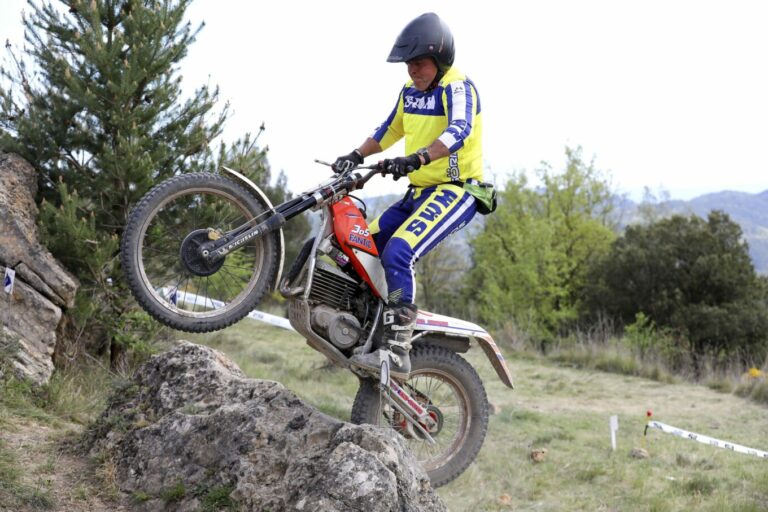 Gran arranque de la Copa de Trial Clásicas en Alpens